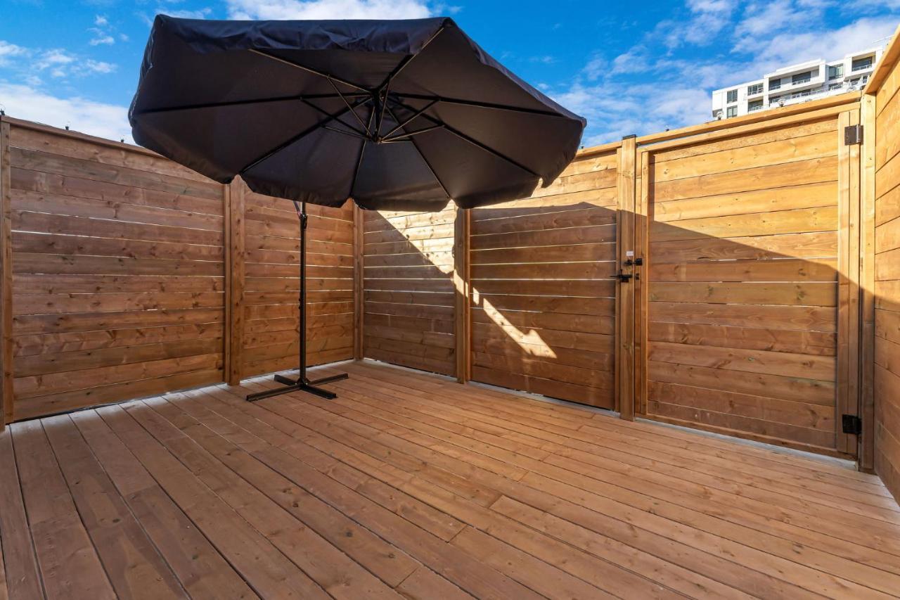 Amazing Fully Renovated On Queen St. Toronto