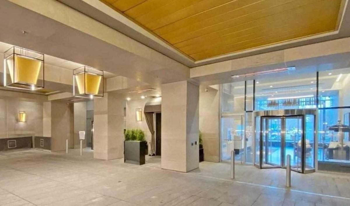 2 Bedroom Den Apartment Toronto