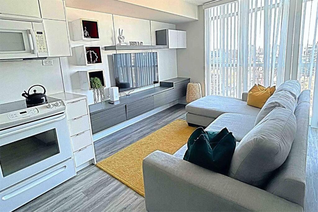 Apartment Exquisite By Cn Tower- Dwtown , To *