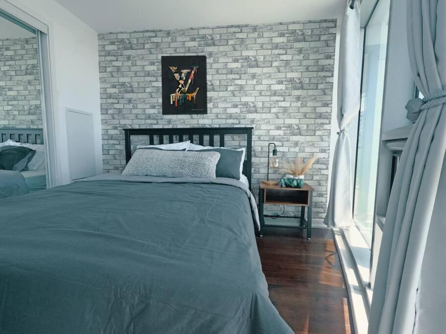 Apartment Louis Vuitton Toronto