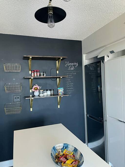 Apartment Exquisite By Cn Tower- Dwtown , To