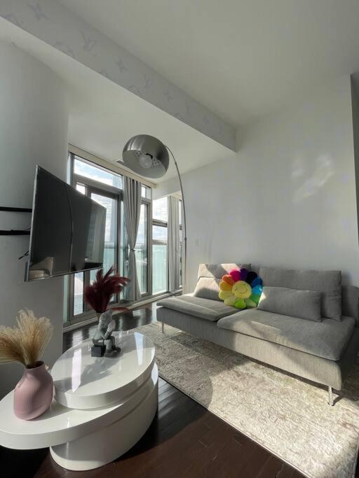 Louis Vuitton Apartment *