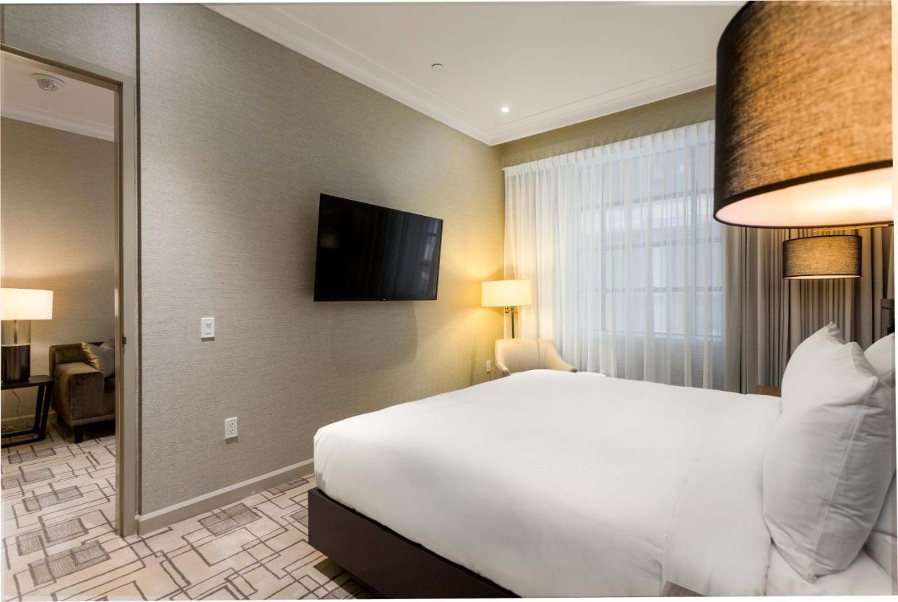King Blue Hotel