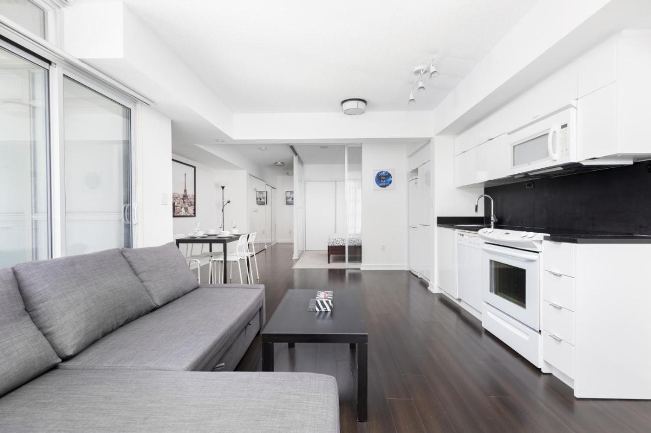Apartment Perfectly Downtown With Free Parking