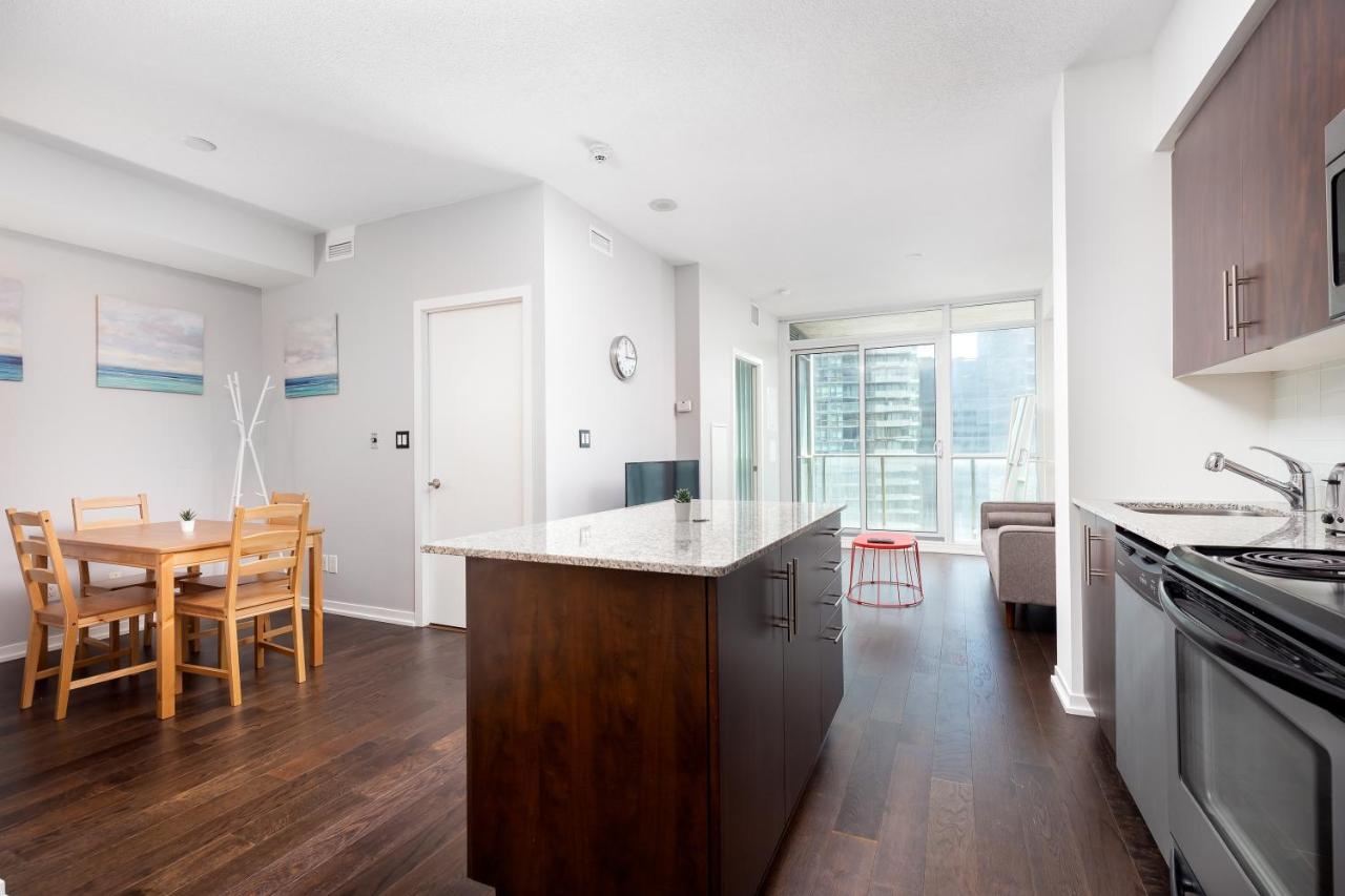 Central Downtown Suites Apartment