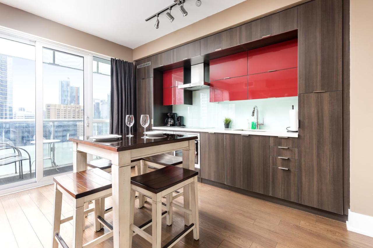 Perfectly Downtown With Free Parking Apartment