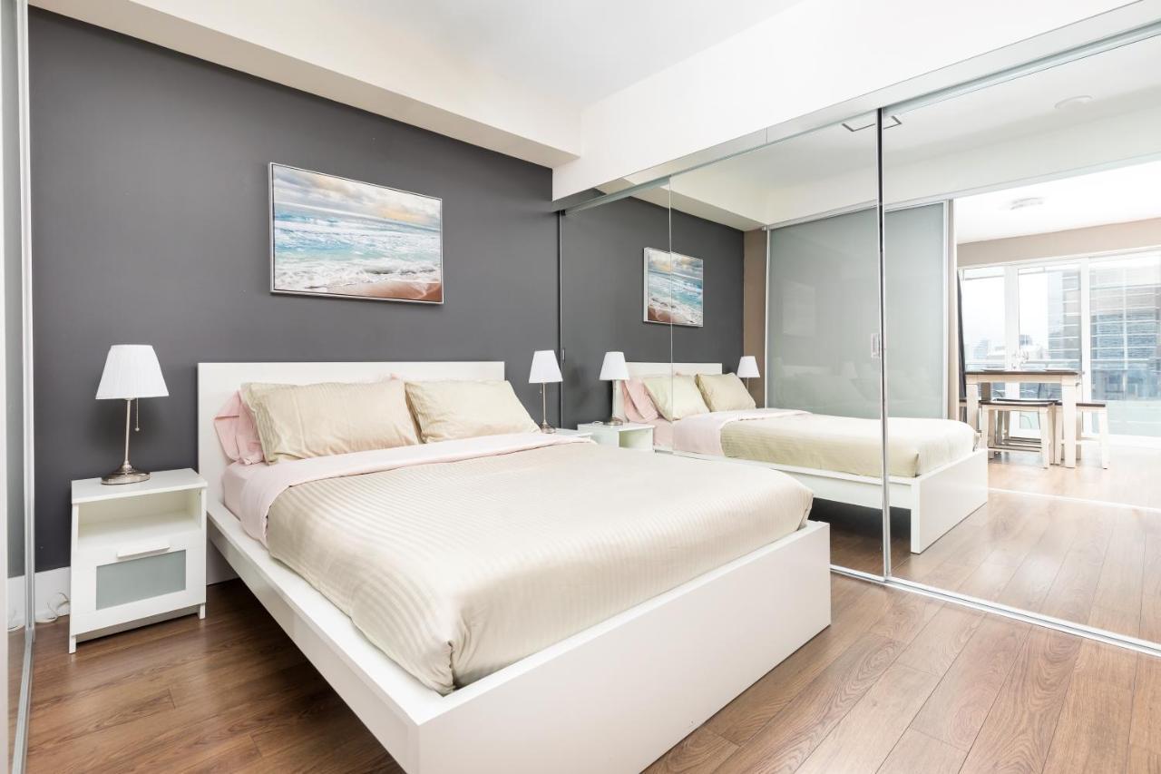 Perfectly Downtown With Free Parking Apartment