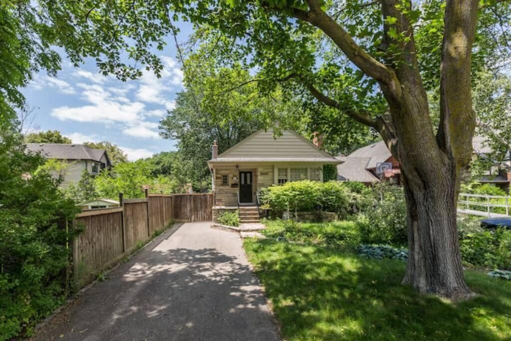 Guest house 2-bdrm Lovely - Sunnylea Prime -the Kingsway