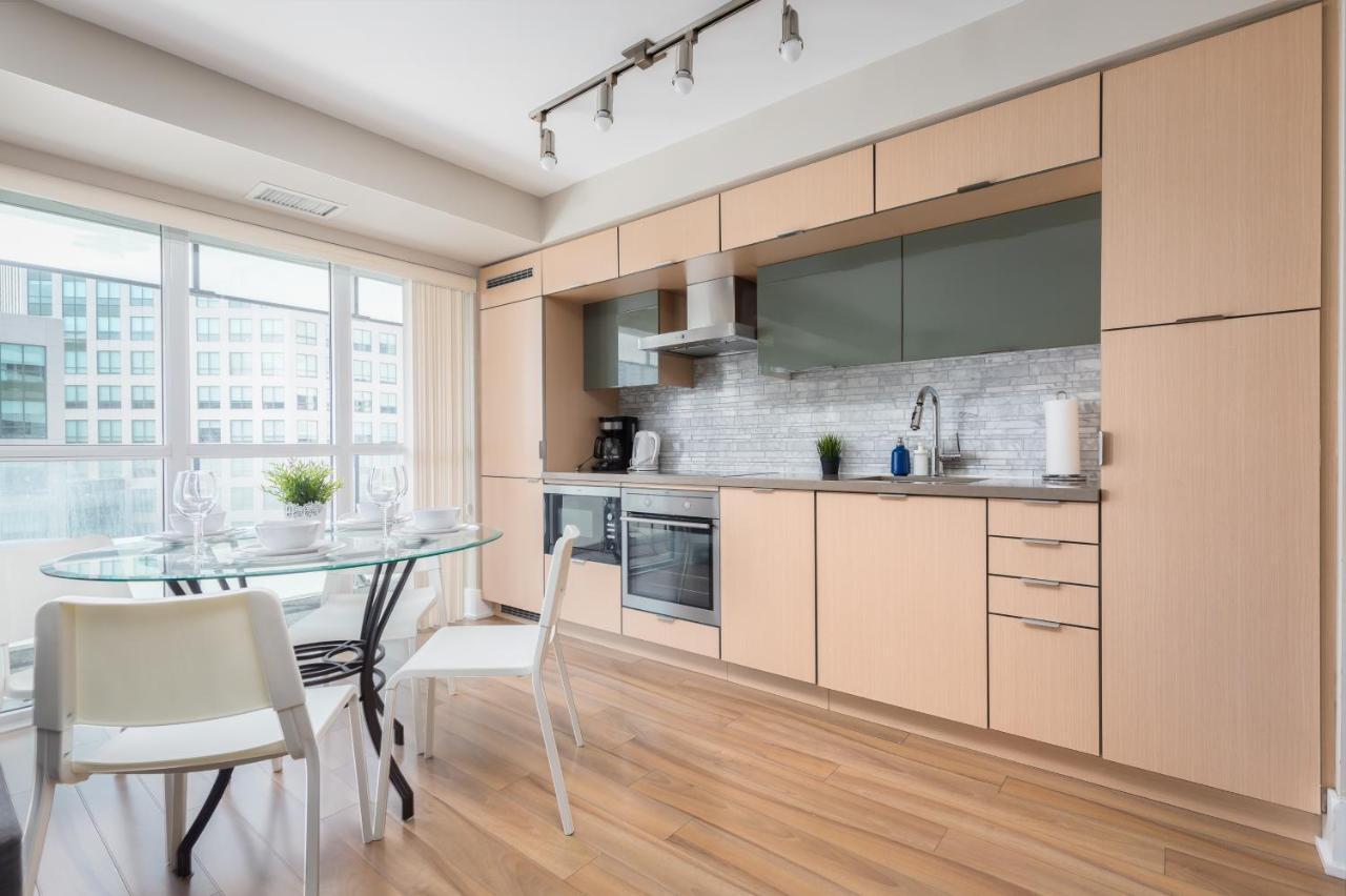Apartment Perfectly Downtown With Free Parking Toronto
