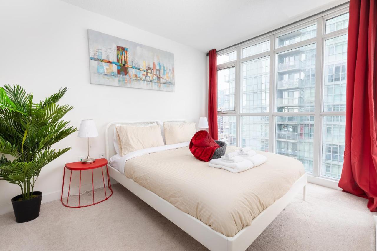 Apartment Perfectly Downtown With Free Parking Toronto