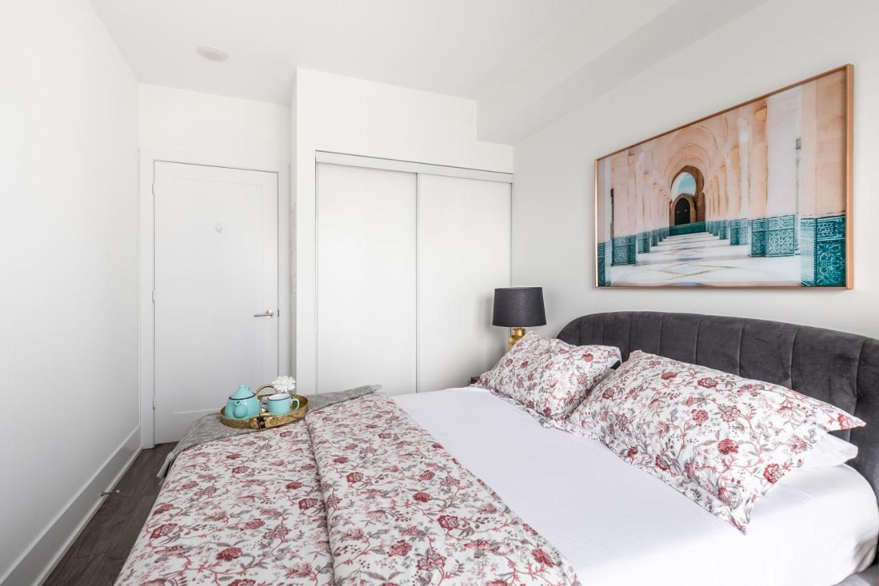 Stylish 1br + Office - Cn Tower View Apartment Toronto