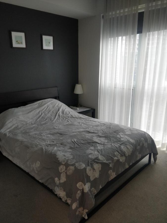 Apartment Entertainment District, Downtown - 300 Front 1 Bed 1 Bath, City View *