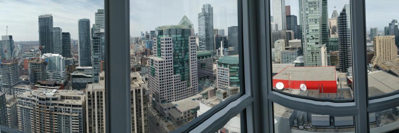 Apartment Entertainment District, Downtown - 300 Front 1 Bed 1 Bath, City View Toronto