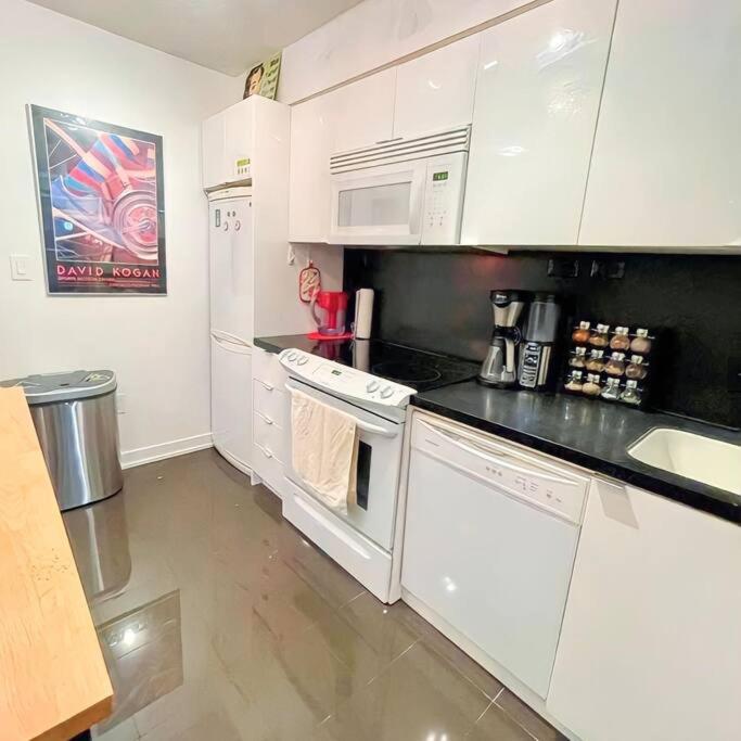 Executive 2 Beds With Lakeview Cn Tower Rogers Centre Island * Toronto