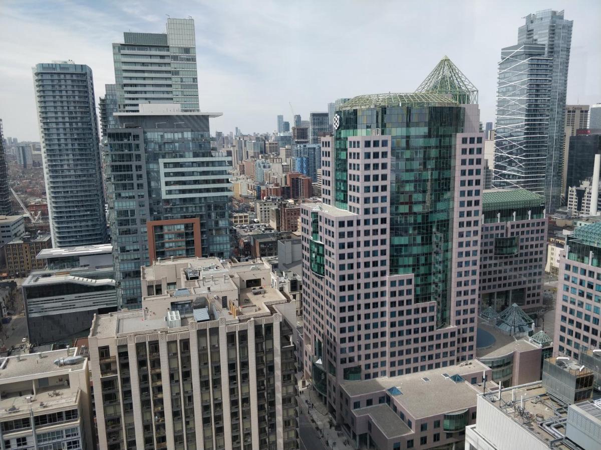 Entertainment District, Downtown - 300 Front 1 Bed 1 Bath, City View Apartment Toronto
