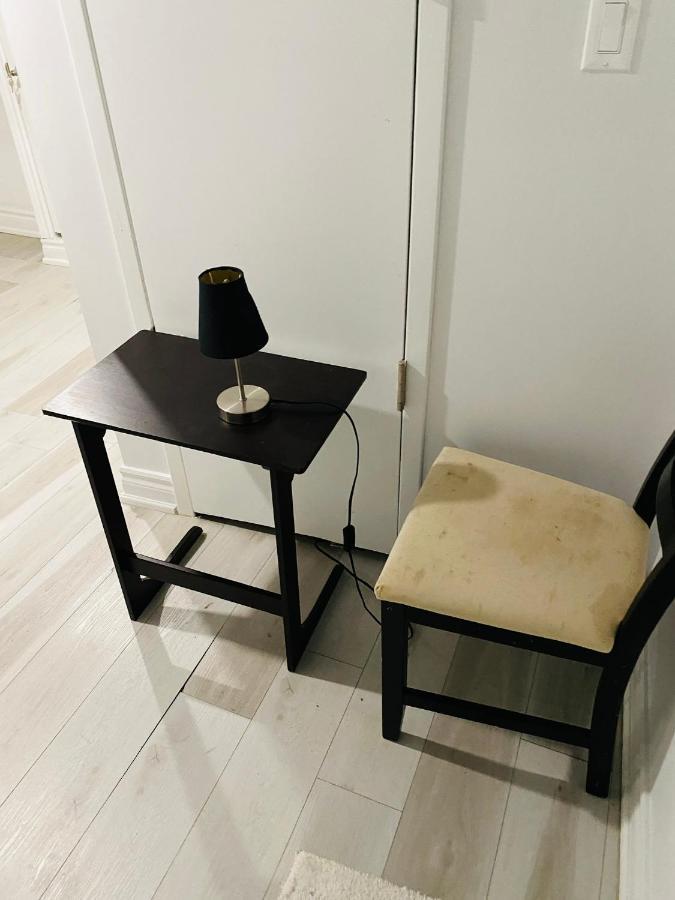 Luxury Iv East York Space Share Canada Privatunterkunft