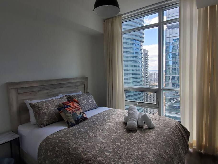 Apartment Stunning - 1 Bdrm W/breakfast Toronto