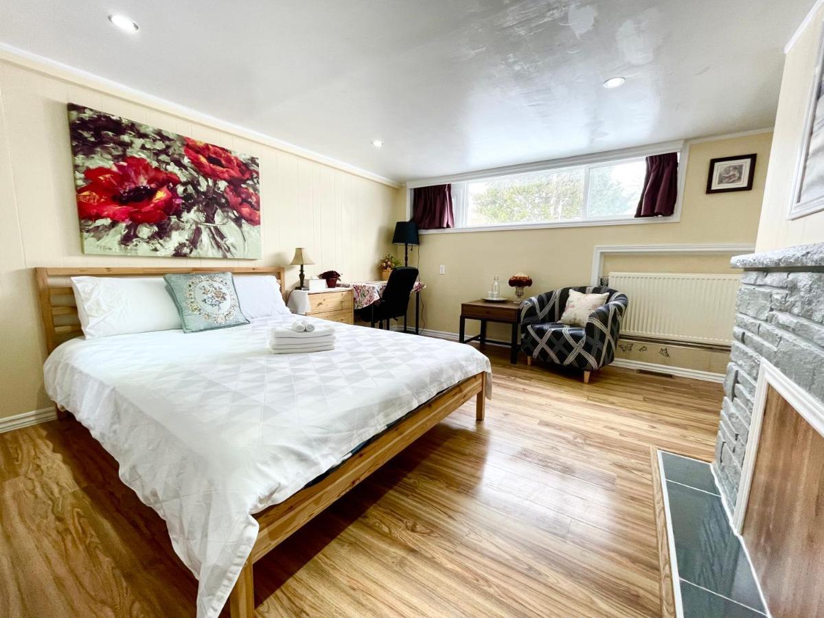 Perfect Home-private Washrooms,free Parking,high Speed Net Toronto
