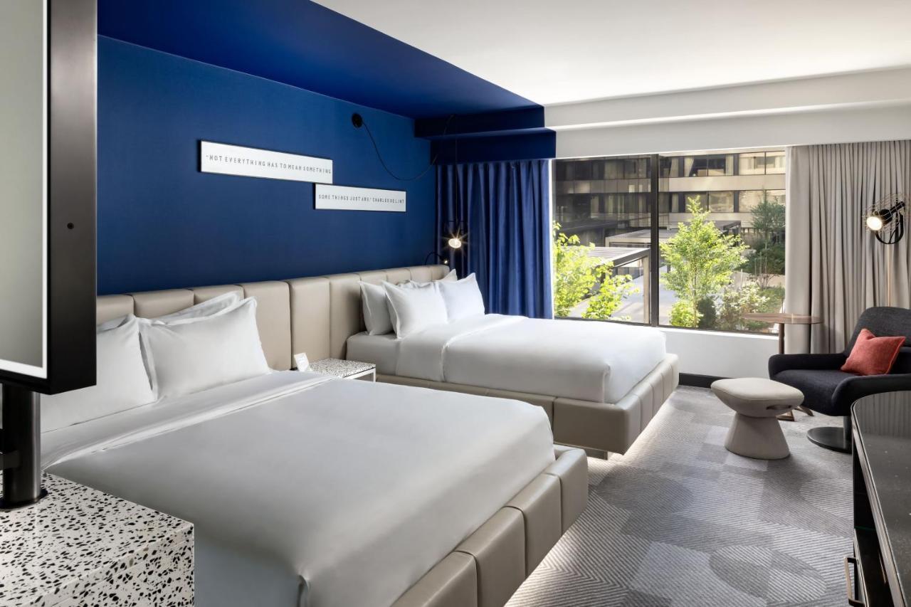 W 4* Toronto