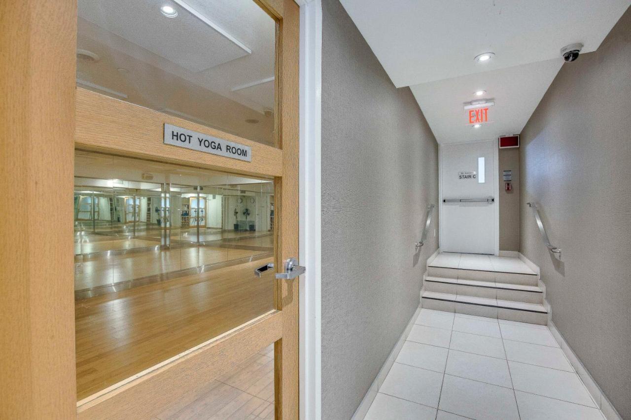 Inn Atlas Furnished Apartments- Iceboat Terrace Toronto
