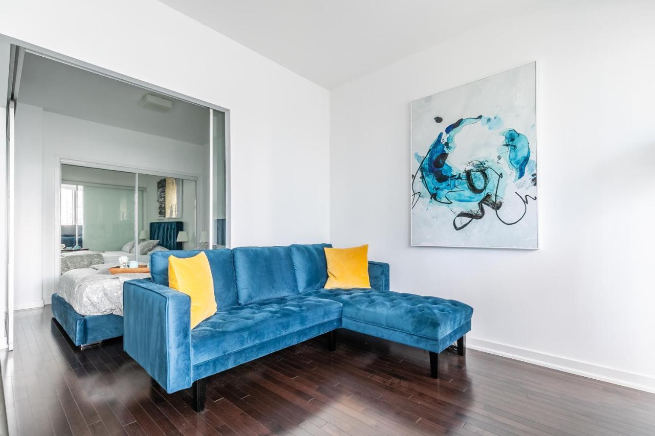 Stylish 1br - Cn Tower View, Entertainment District-downtown Apartment Toronto