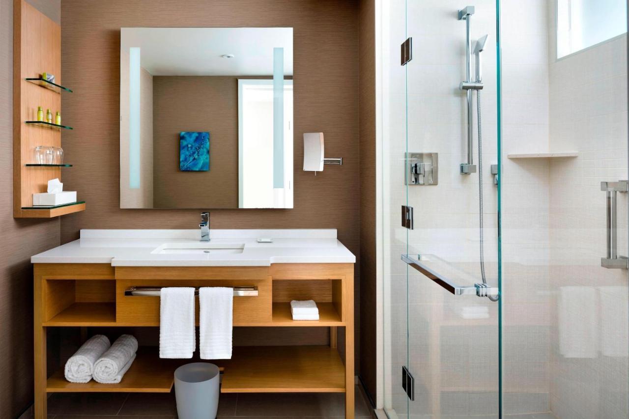 Delta By Marriott 4* Toronto