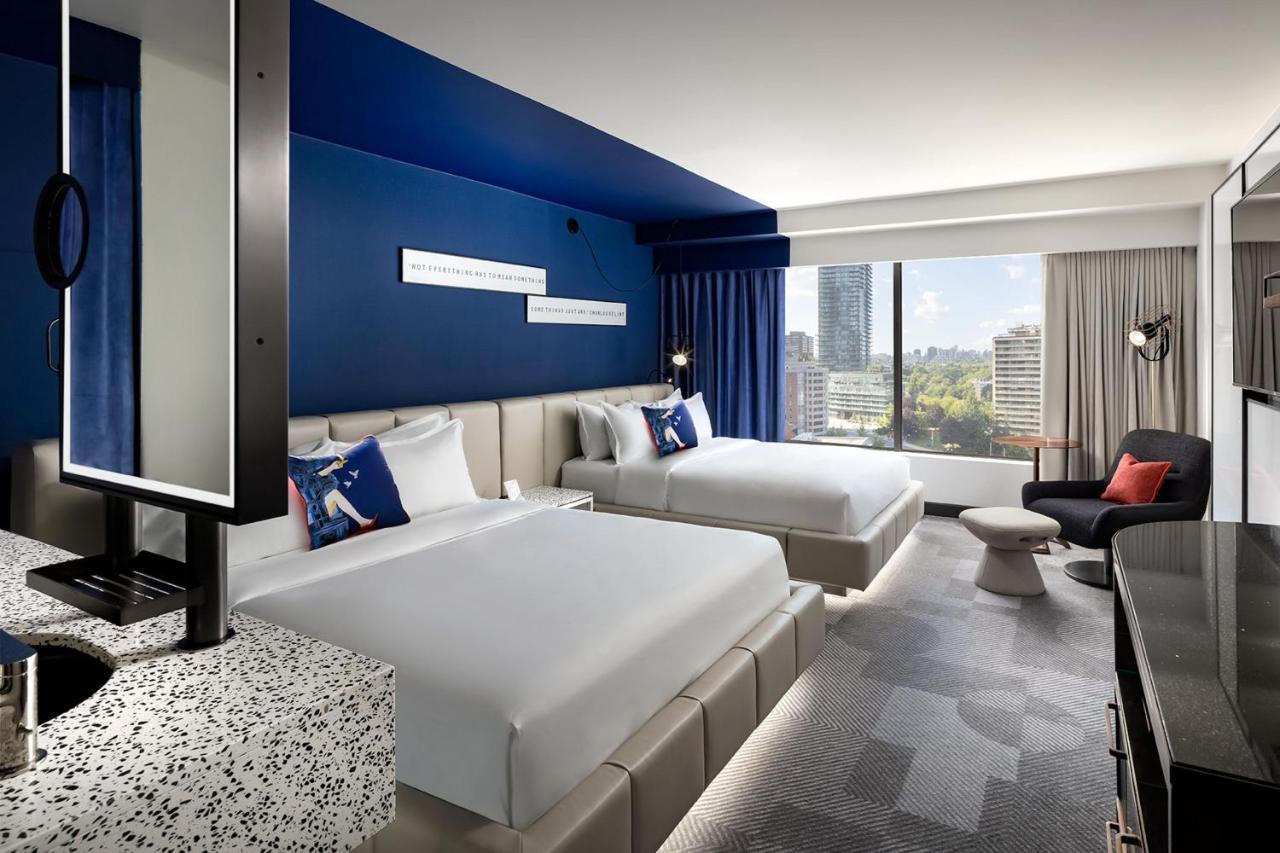 W 4* Toronto