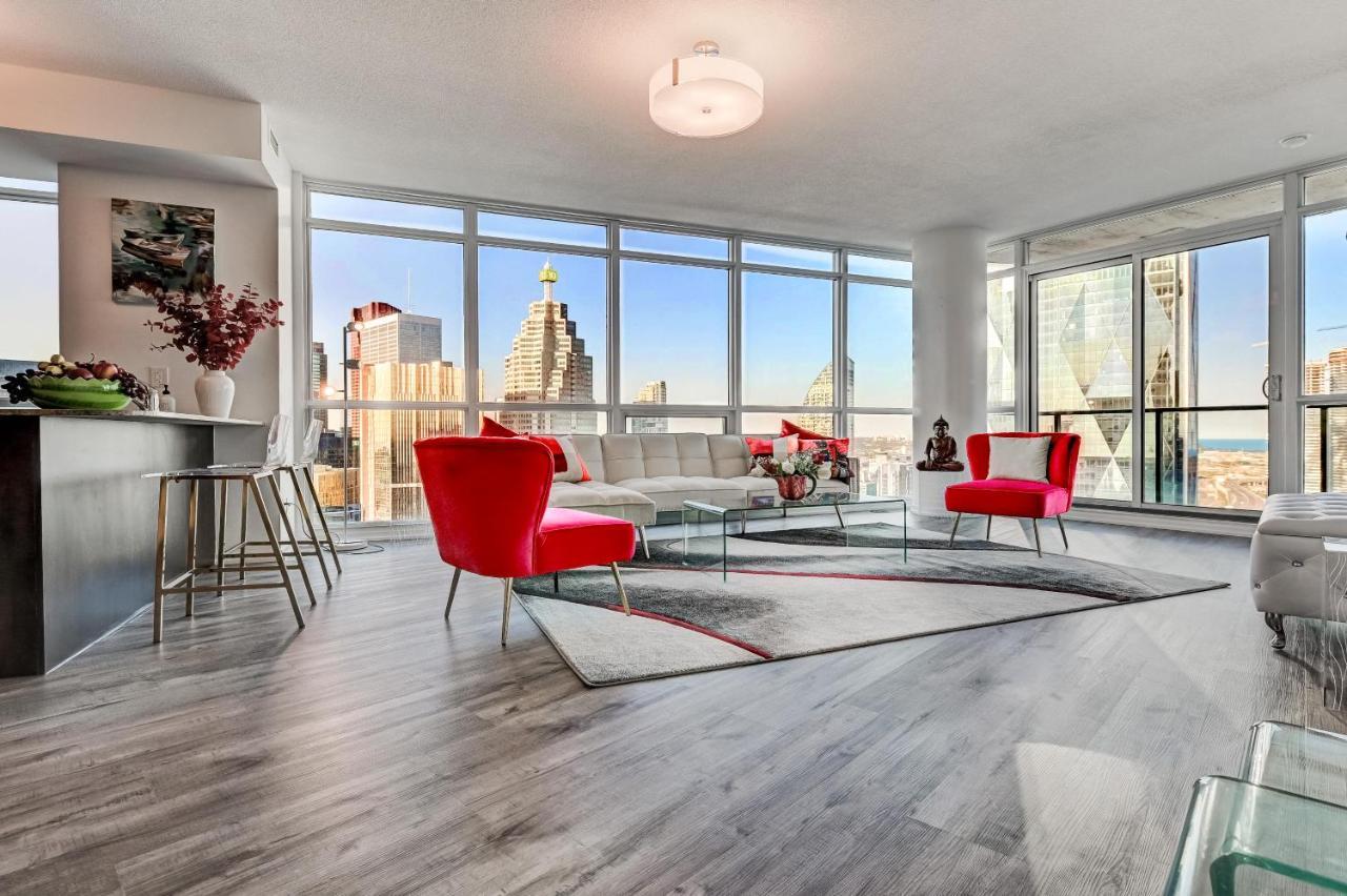 Spacious Lux 2bd Downtown With Parking! Apartment *