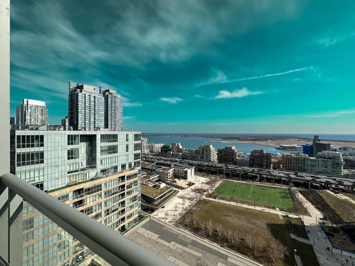 Executive 2 Beds With Lakeview Cn Tower Rogers Centre Island