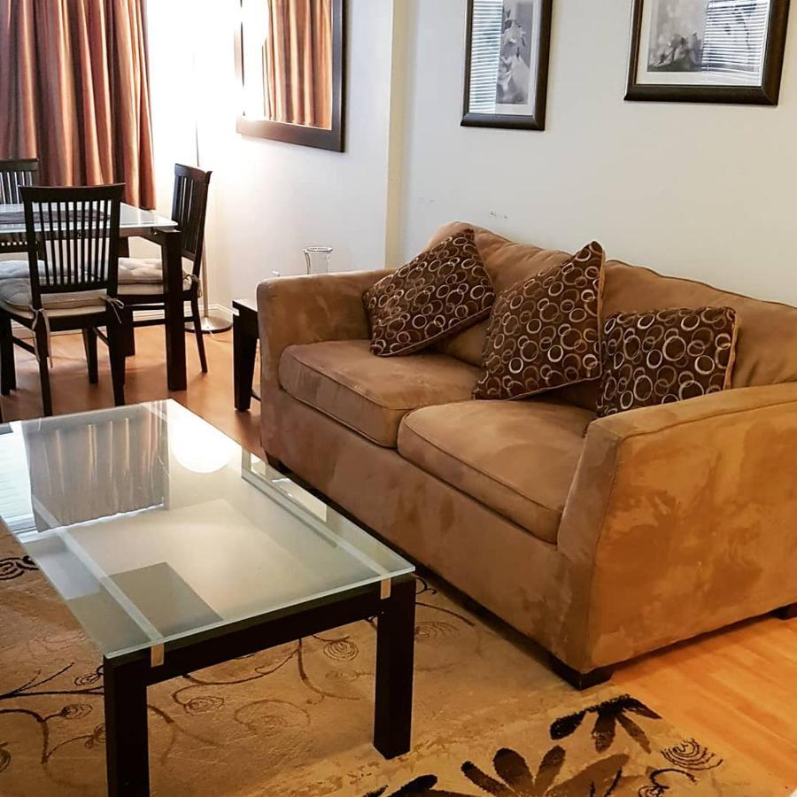 Luxury Accommodations - University Plaza Apartment
