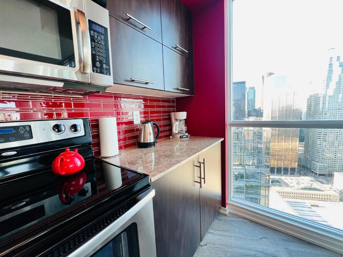 Spacious Lux 2bd Downtown With Parking! Toronto