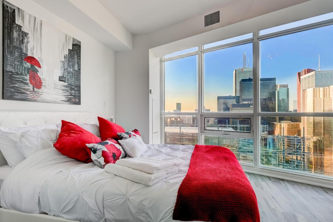Apartment Spacious Lux 2bd Downtown With Parking! Toronto