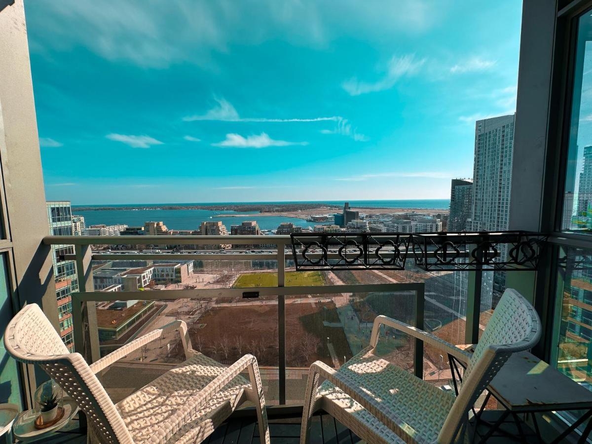 Apartment Executive 2 Beds With Lakeview Cn Tower Rogers Centre Island Toronto