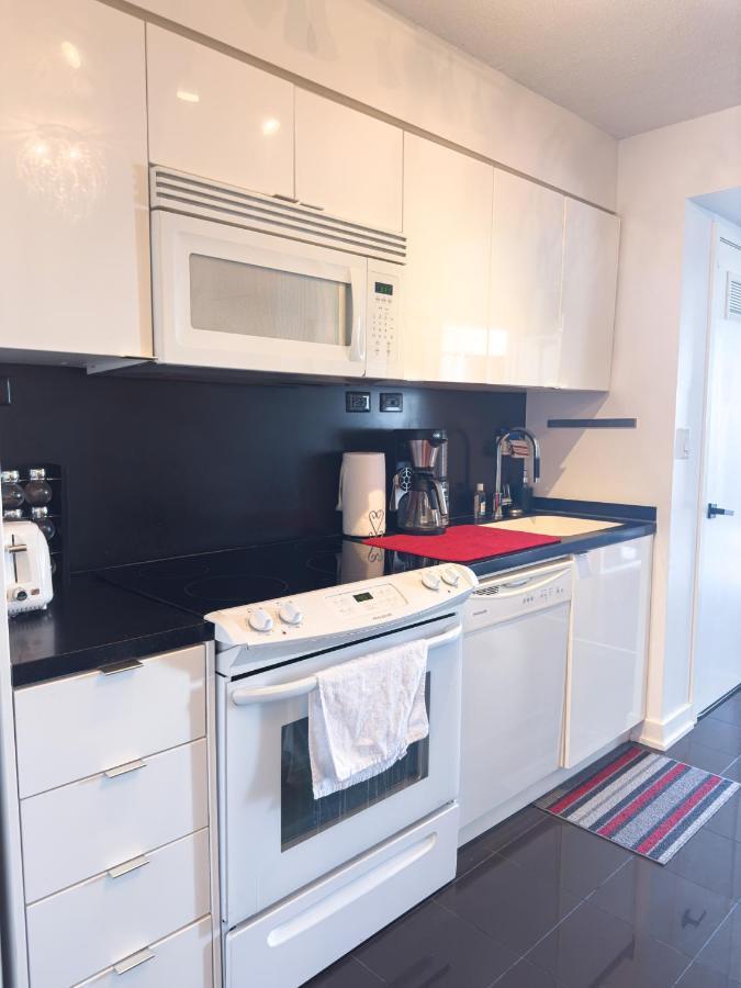 Apartment Executive 2 Beds With Lakeview Cn Tower Rogers Centre Island Toronto