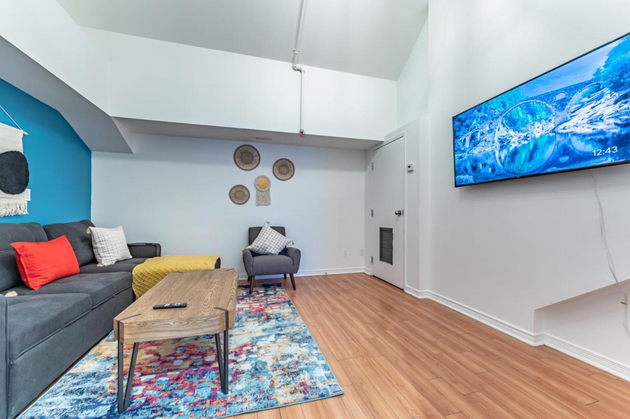 Apartment Downtown Townhomes *
