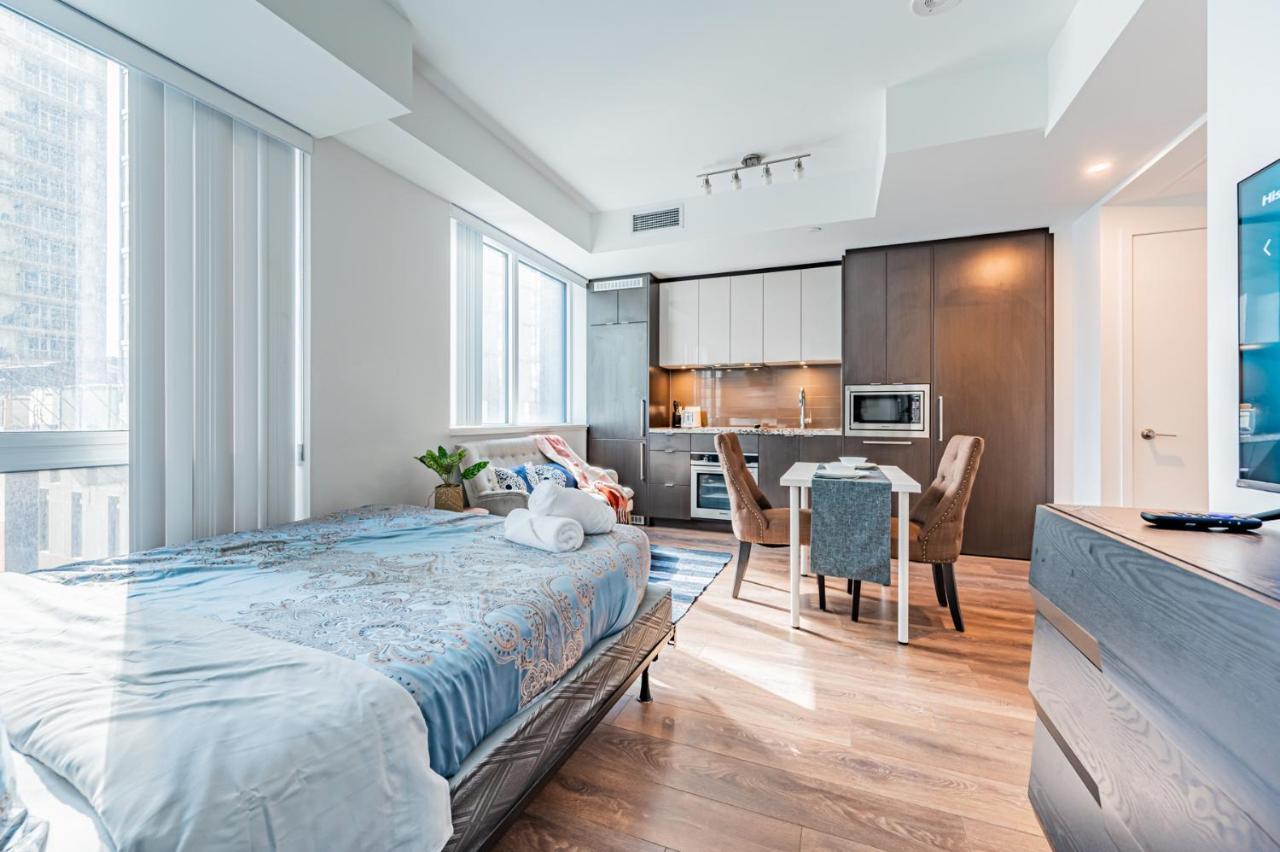 Lovely In Downtown Core Apartment *