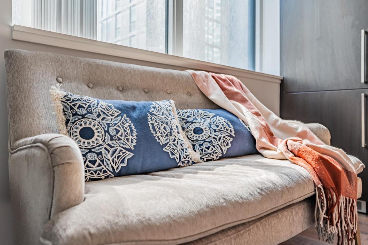 Apartment Lovely In Downtown Core *