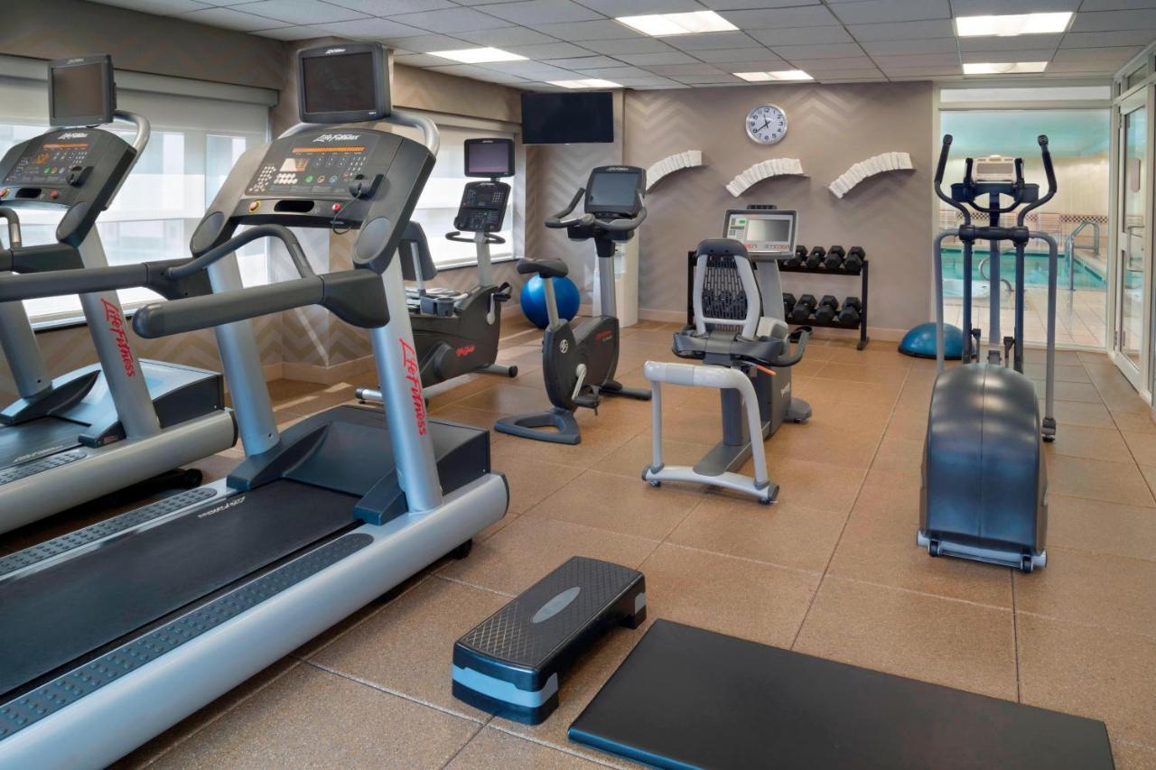 Hotel By Marriott Downtown / Entertainment District 4*