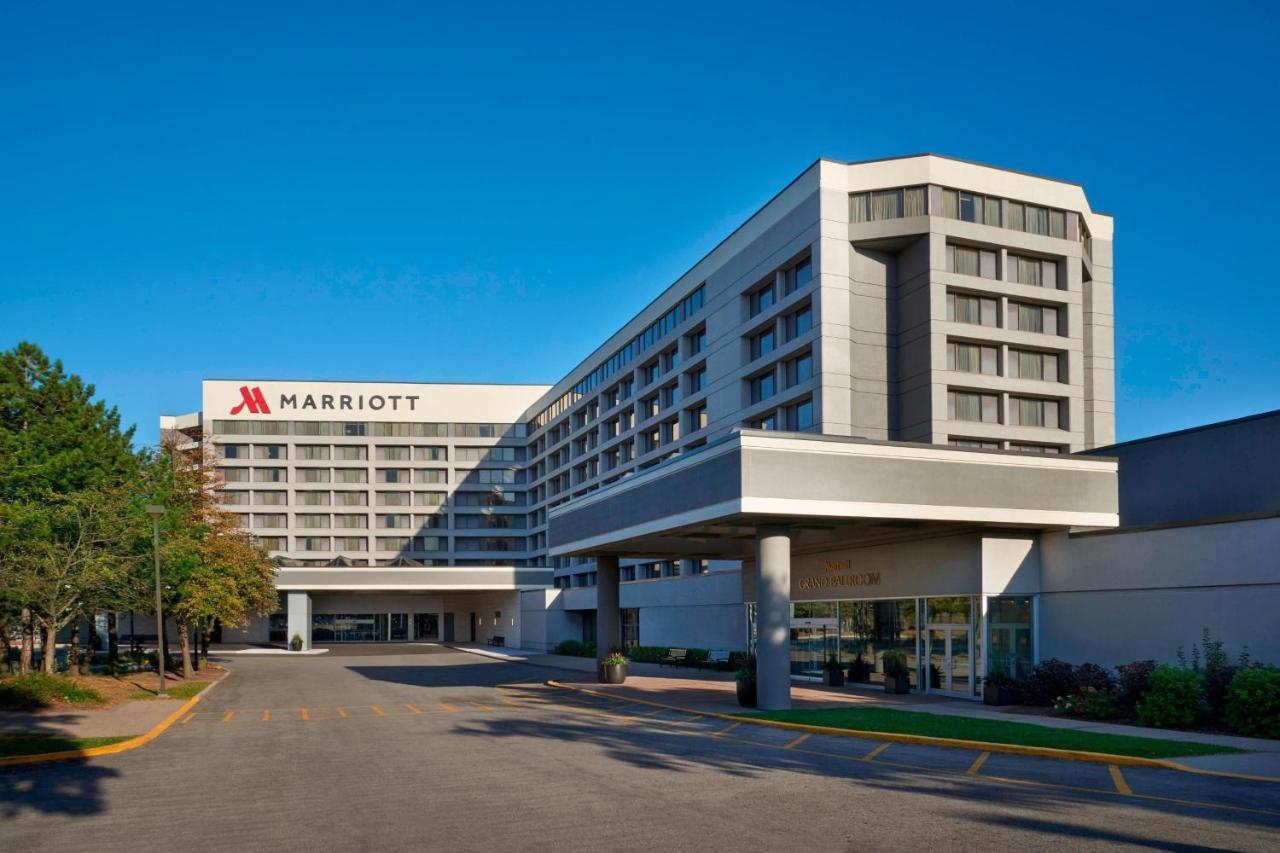 Airport Marriott 4*