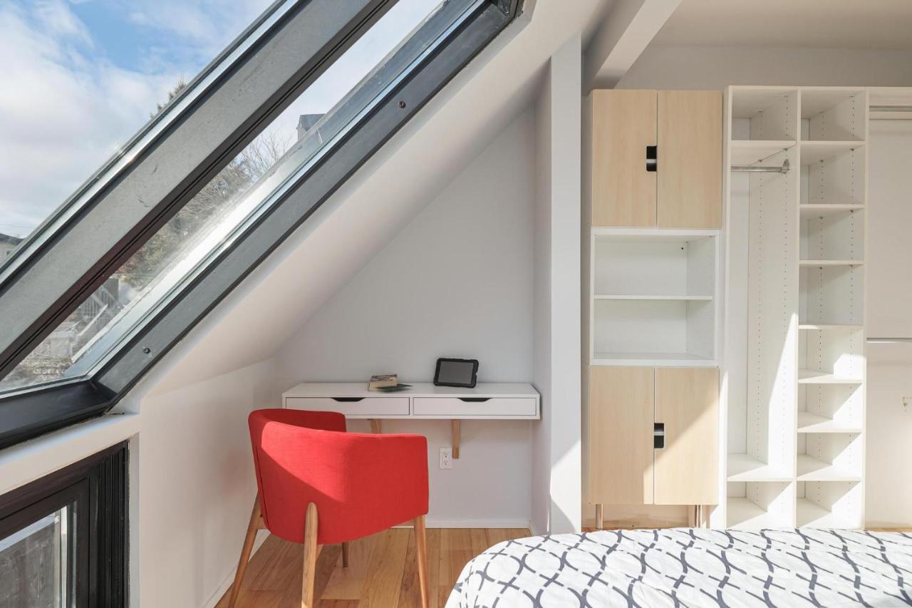 New Modern 1400 Sq Ft Coach House Near Everything Ferienhaus *