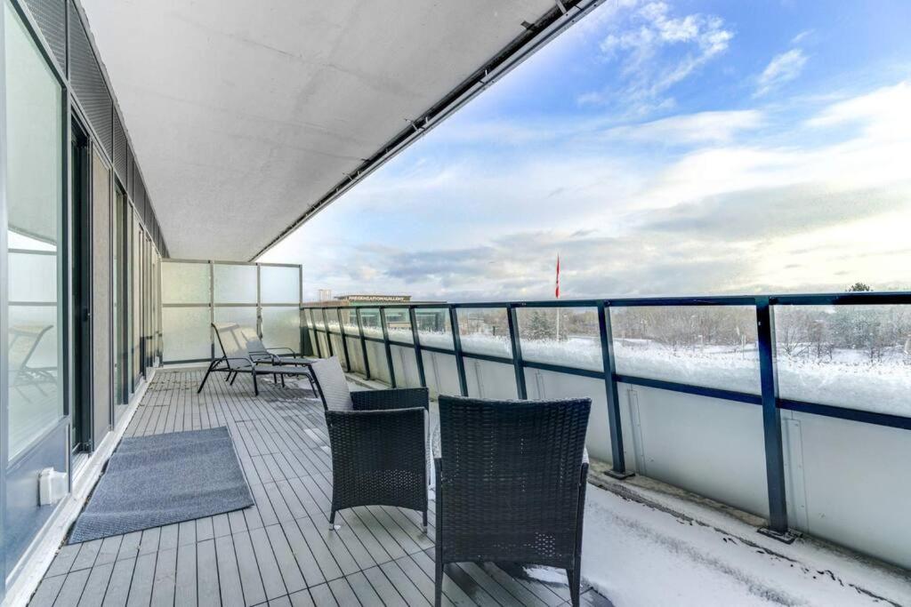 Waterfront Luxury * Toronto