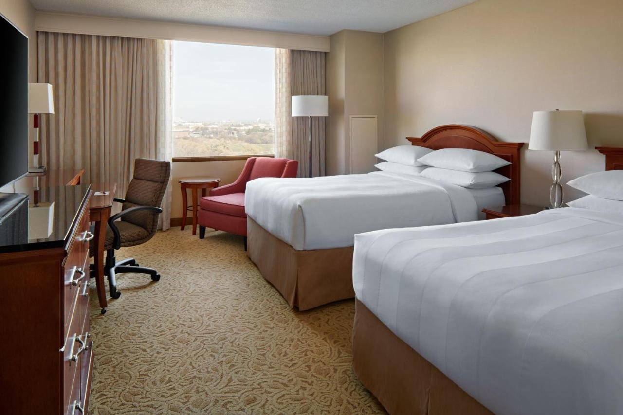 Airport Marriott Hotel