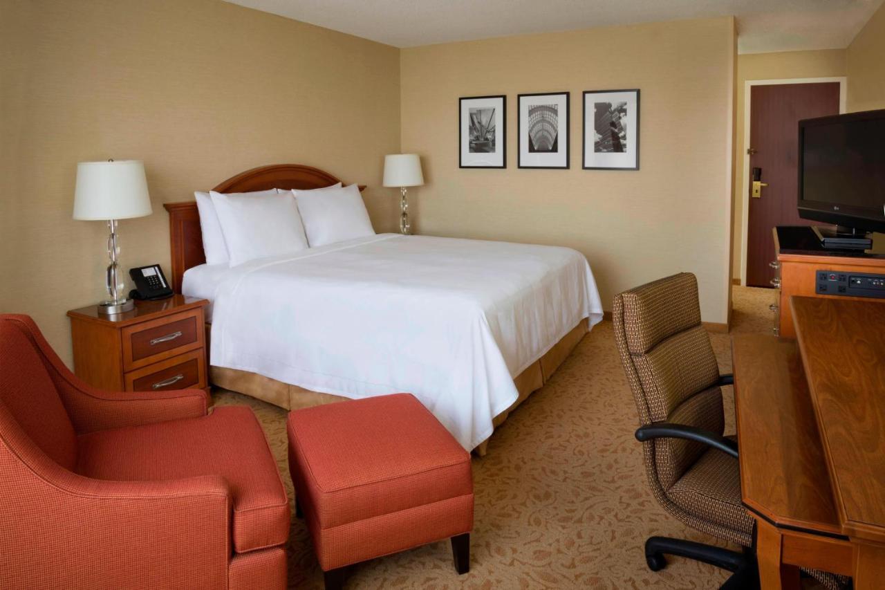 Hotel Airport Marriott