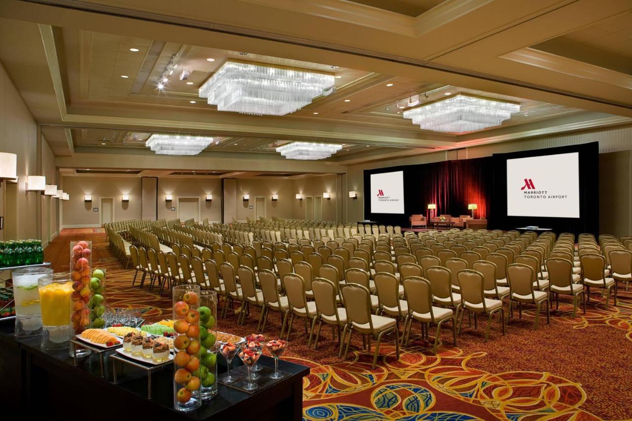 Airport Marriott Hotel 4*