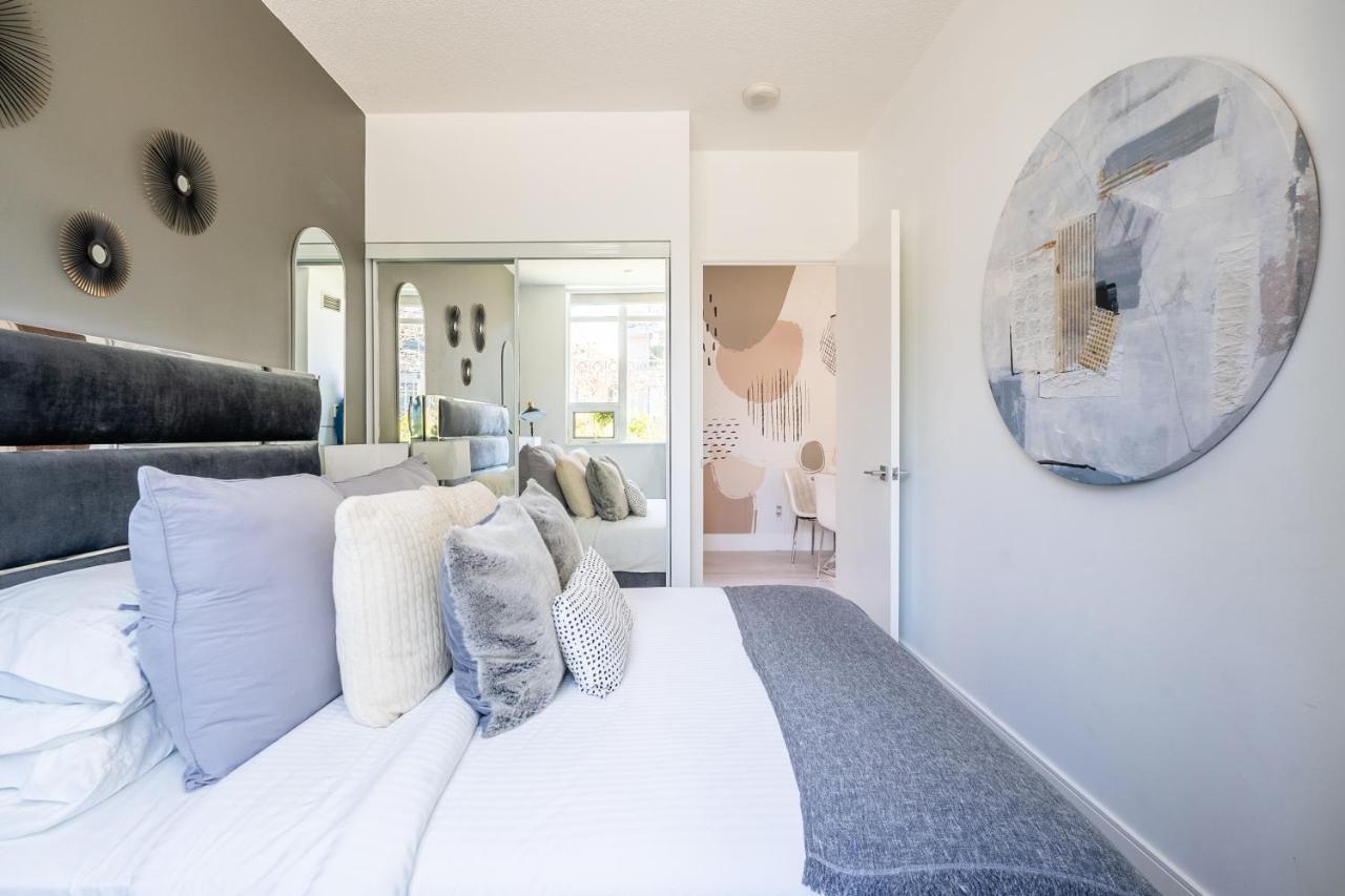 Luxury With Private Patio In Downtown * Toronto
