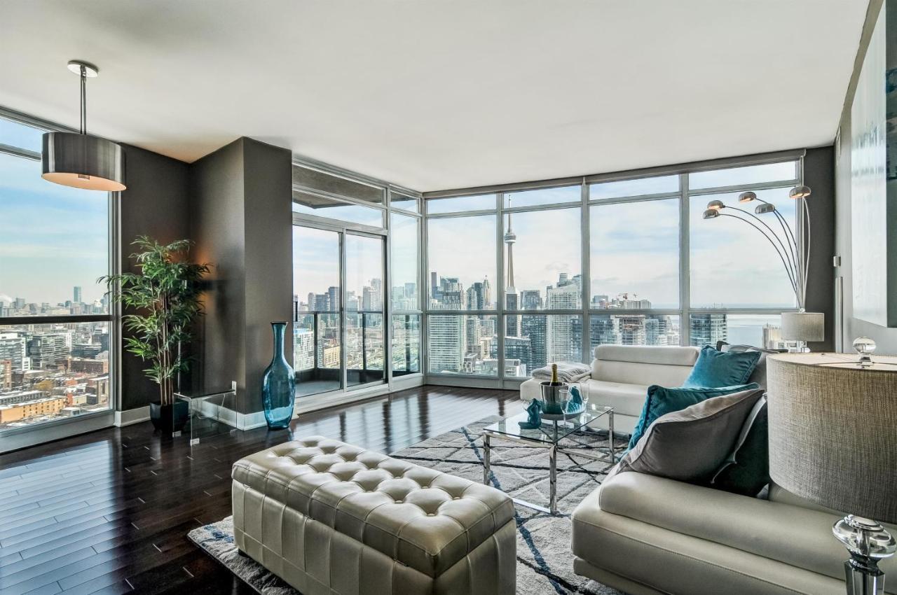Apartment Bird's Eye View Polished Penthouse *