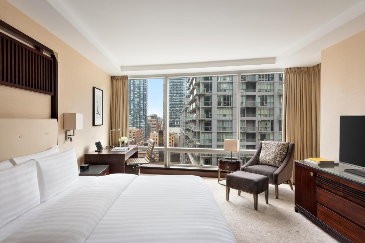 Hotel Shangri-la 5*