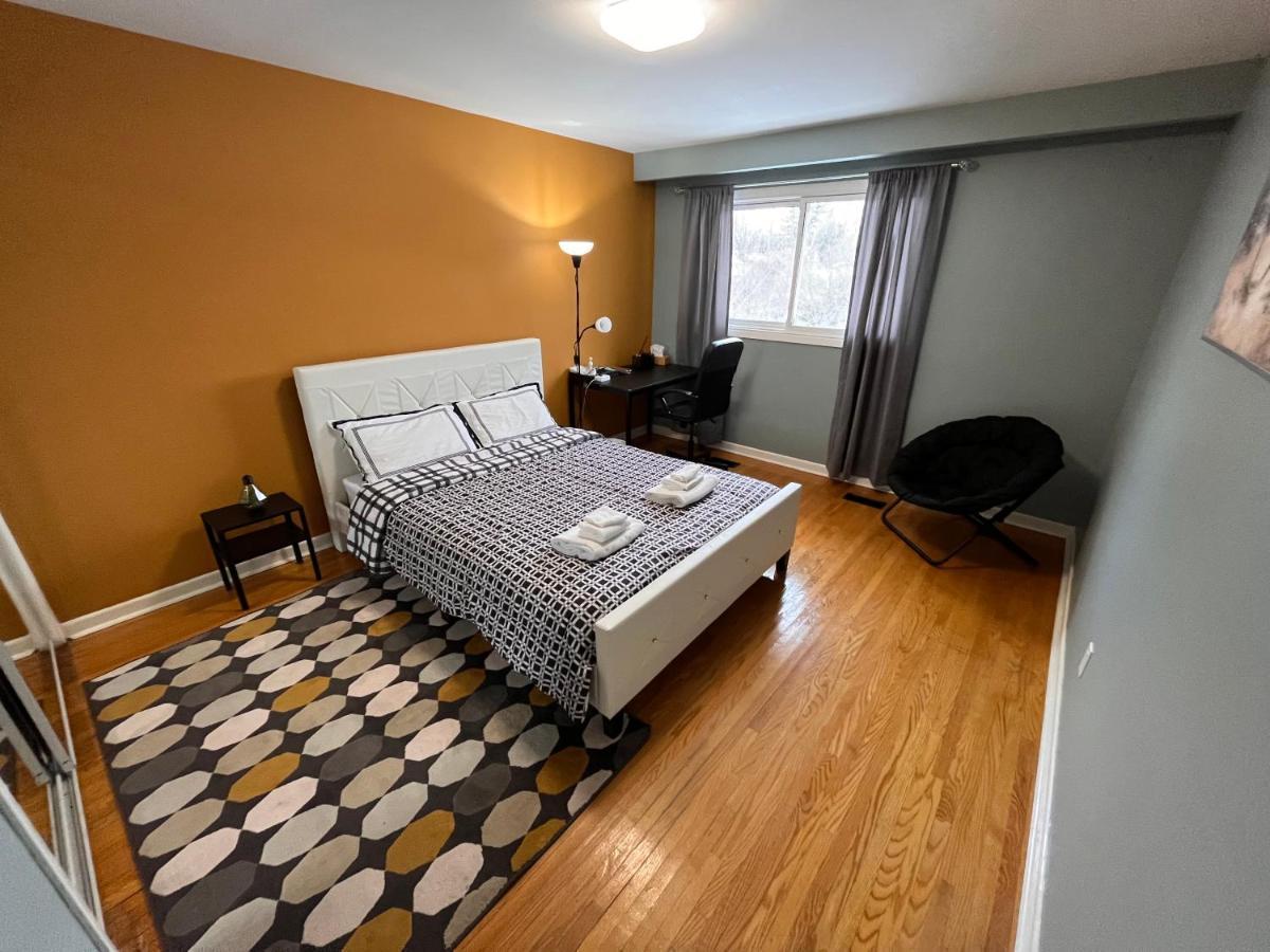 Homestay Large Private Close To Finch *