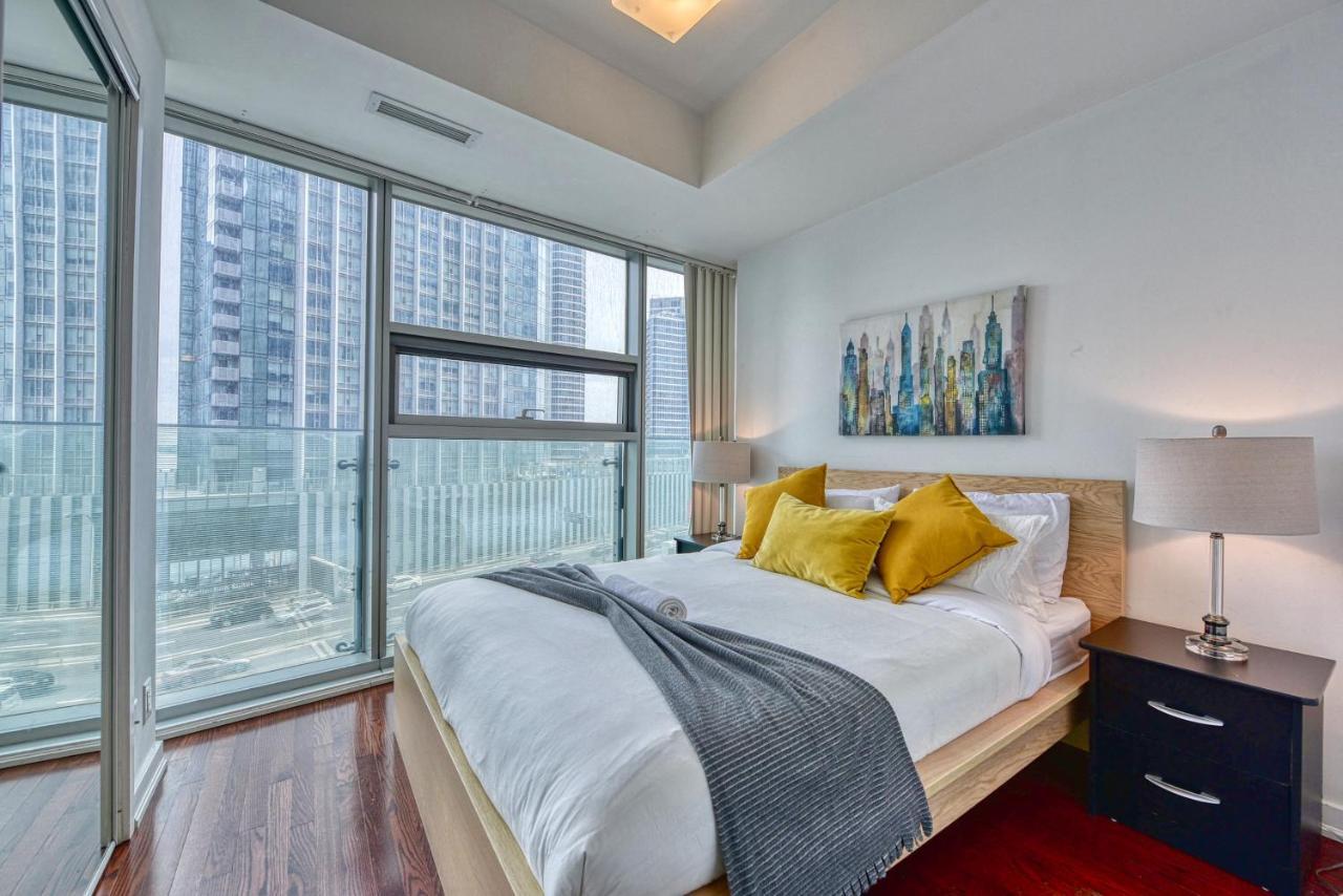 Hotel York Suites Toronto