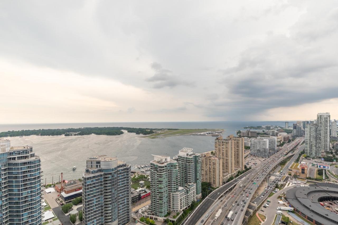 Cloud 9 In Downtown Toronto
